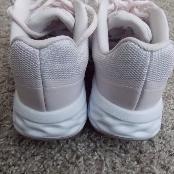 Nike Revolution 6 Next Nature Women's Road Running Shoe Size 6 - Picture 10 of 11